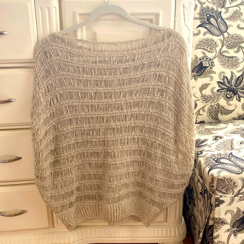 Nude smock like sweater. Cute and comfy.